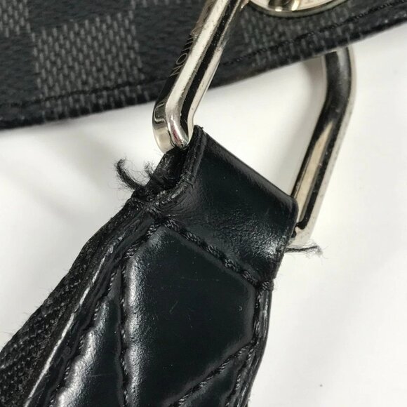 LOUIS VUITTON N41656 Damier Graphite Hunter Bag Crossbody Shoulder Bag - Picture 7 of 14